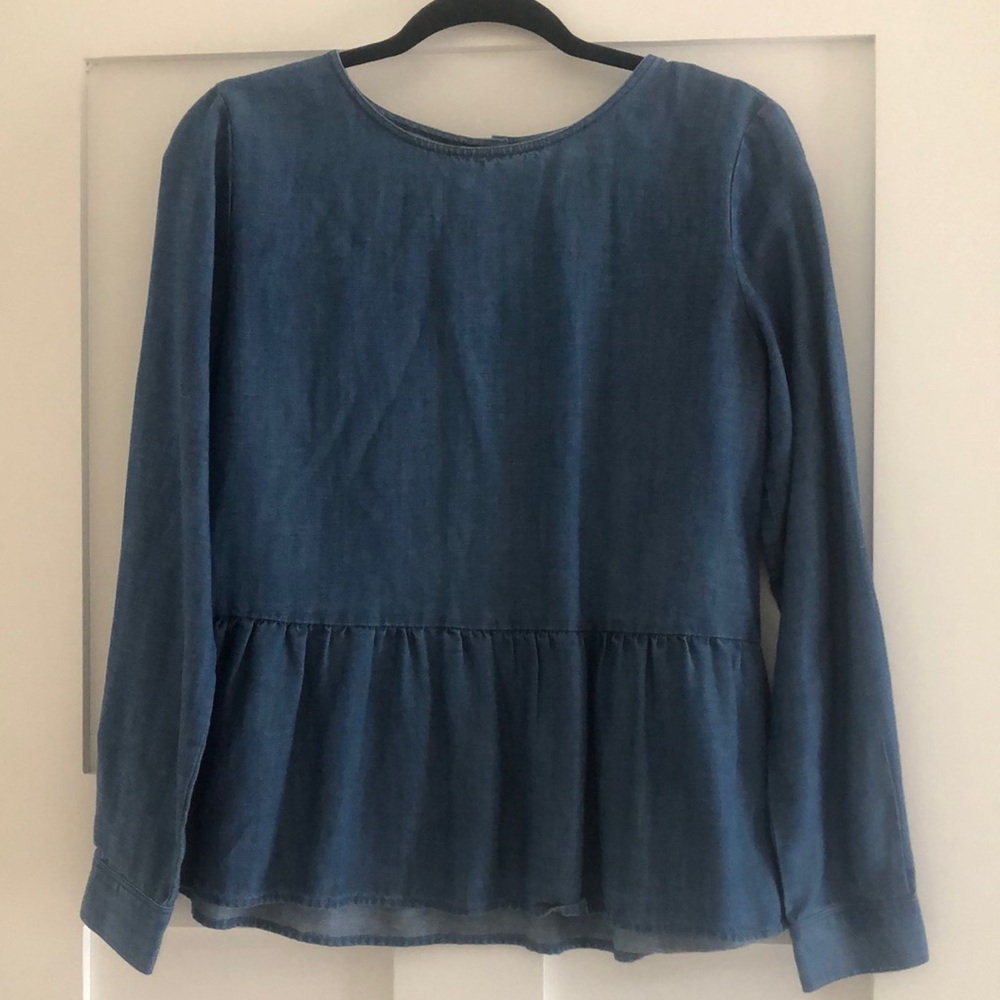LOFT chambray shirt ~ size small